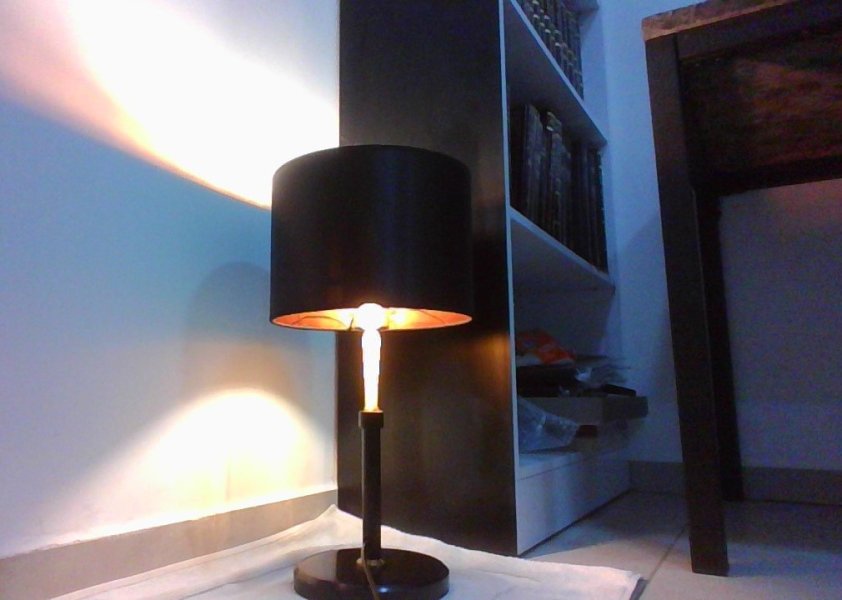 מנורת אהיל לשידה / ריצפה, מנורת השראה!