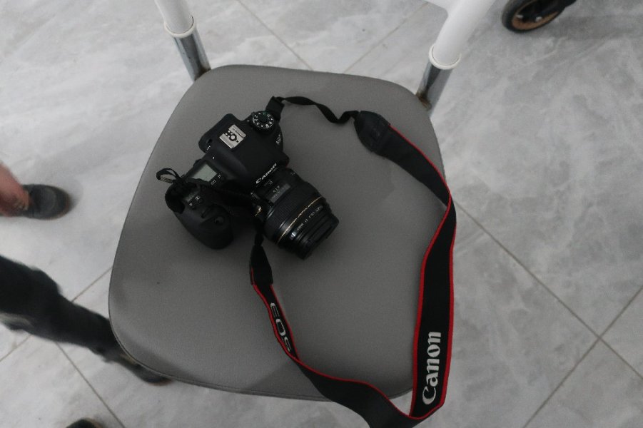 מצלמה מקצועית - 6D