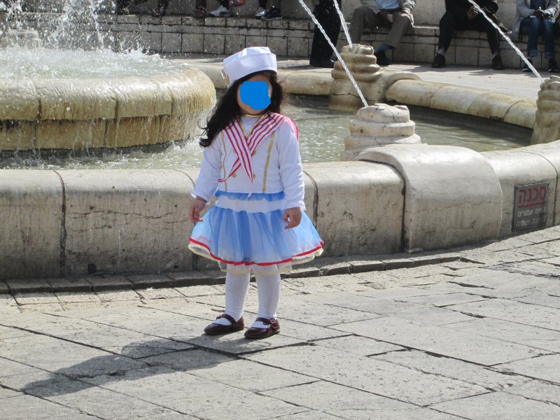 עותק תחפושת מלחית.JPG