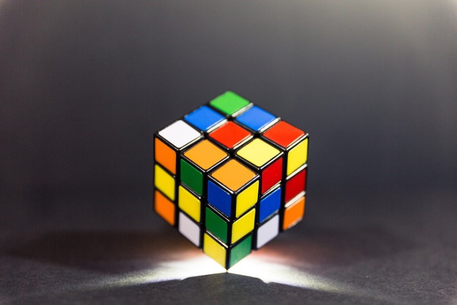 rubik-2638875_960_720.jpg