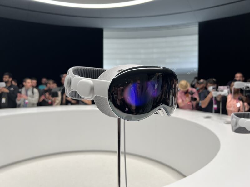 Apple Vision: העתיד כבר כאן...