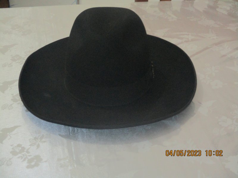 כובע מונדיאל כולל קופסה