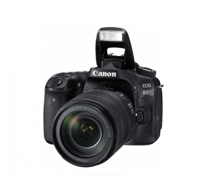 למכירה מצלמת Canon 80D