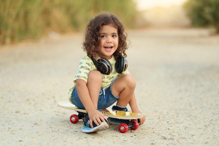 דרוש ילד חלאק'ה דוגמן לצילום בחינם תמורת פרסום.