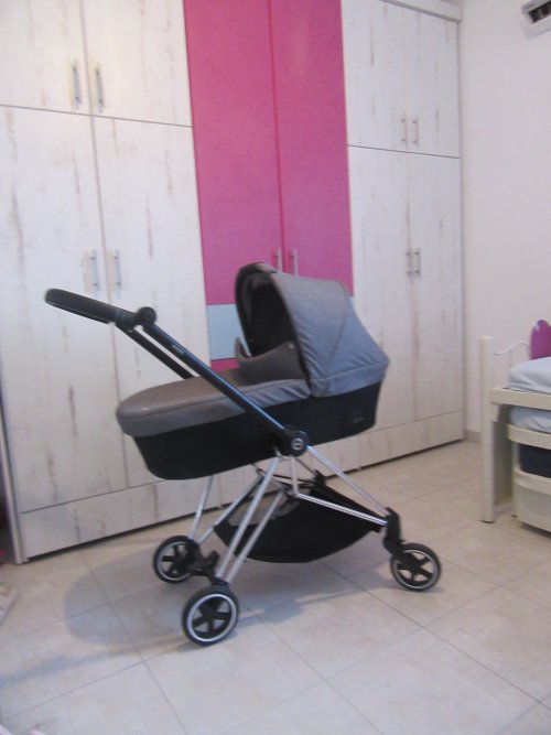 עגלת סייבקת מיוס במצב מעולה.