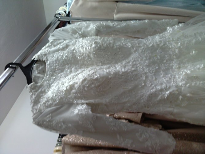 שמלת כלה מהממת