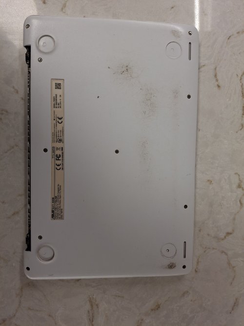 מחשב נייד אסוס מסך 11"