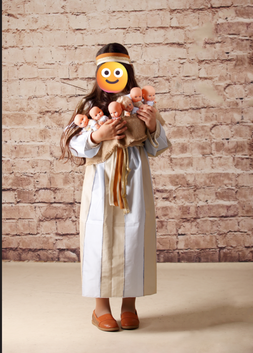 שישה בכרס אחת.png