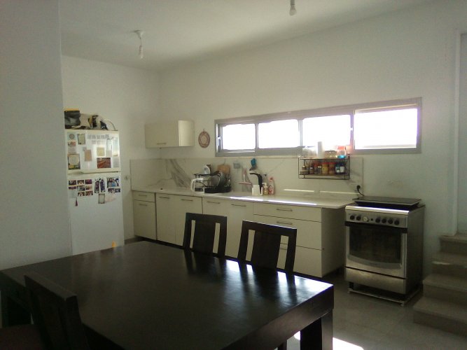 מתפנה מקום דירת שותפות ביד בנימין