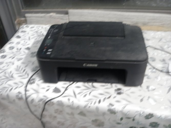 מדפסת של קנון היתה בשימוש פעמיים בודדות