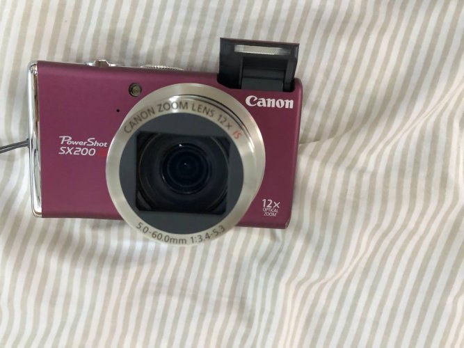 מצלמה 12 זום אופטי קנון