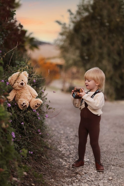 דרוש\ה ילד חלאקה וילדת בת מצווה לצילום לתיק עבודות!!!