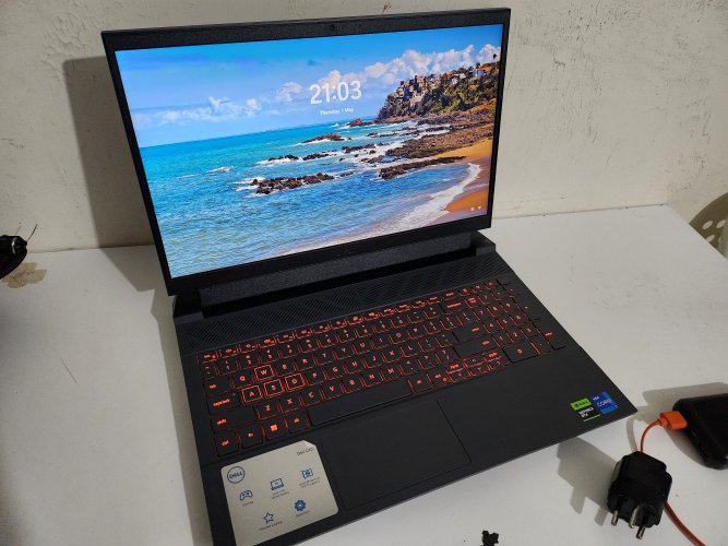 מחשב נייד חדש יצרן Dell לגרפיקה כבידה במחיר מציאה!