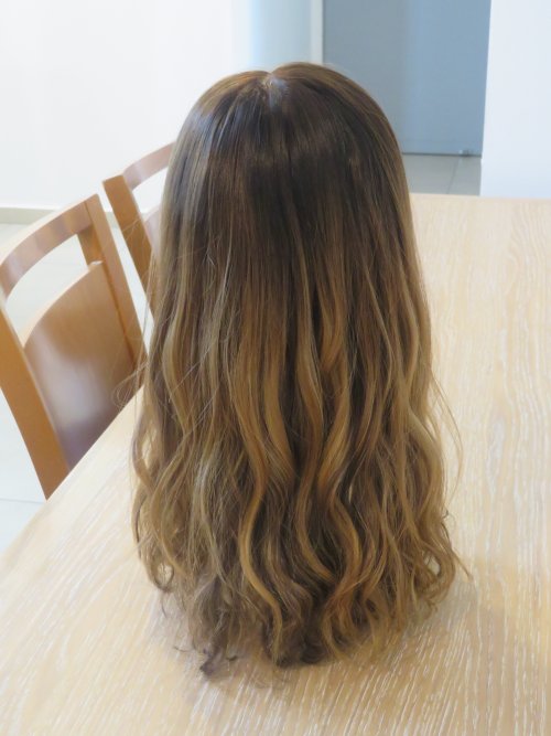 למכירה פאה בלונדינית מהממת!