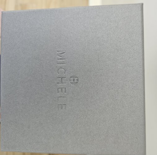 שעון מישל מקורי עם יהלומים מסביב