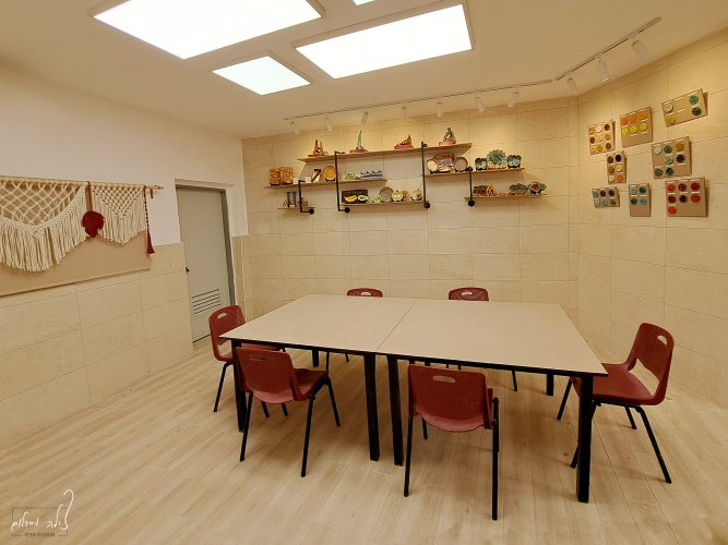 לתת מקום לחומר