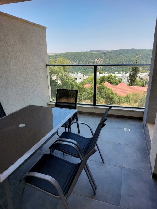 דירה חדשה במעלות שבגליל המערבי עם נוף מרהיב!