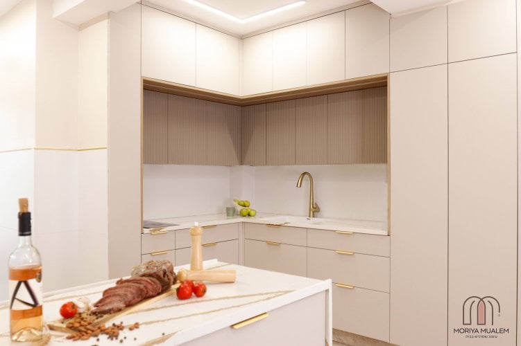 מטבח מעל הציפיות - כיצד נשלב בין כל הדרישות ללא פשרות על העיצוב