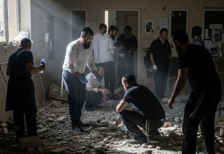 רקטות ותפילות: 'השלוחים' בפעילות חירום בבית חולים סורוקה
