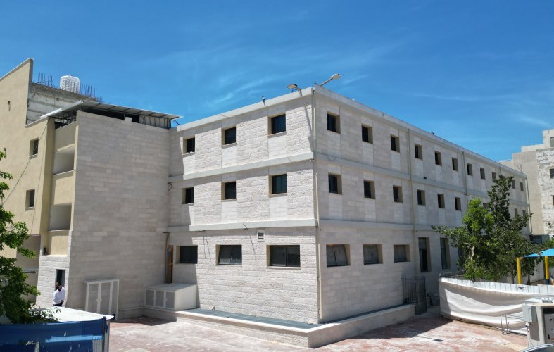 מתחם אירוח לבין הזמנים לקבוצות גדולות באשדוד