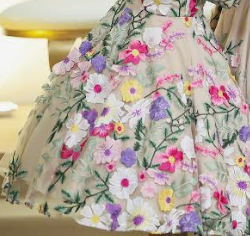 השמלה הזו מאנג'לס במידה 7-8. יש לכם אולי?