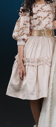 2 שמלות מהממות מתות קידס במחיר מצחיק