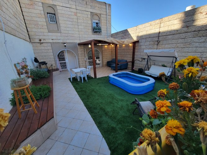 קוטג' ברמות, ירושלים