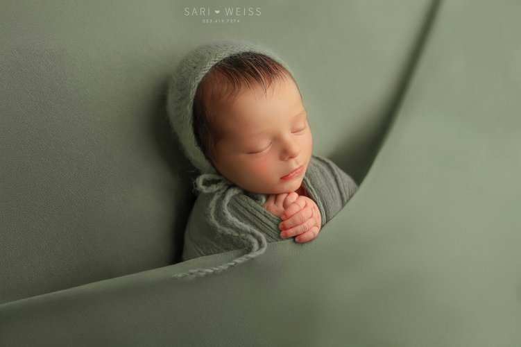 237A2703 copy מוק.jpg