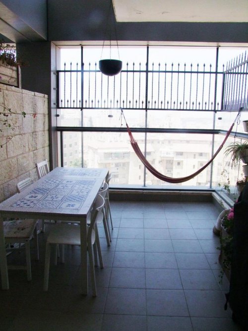 5 חד' ענקית ויפה במיקום המושלם בירושלים, טז-כז אב