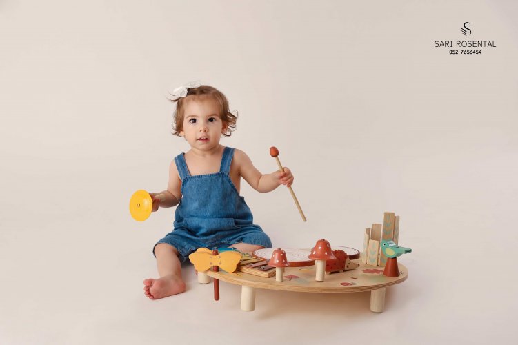 5X3A0807 copyלוגו.jpg