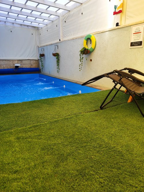 דירת צימר איכותית + בריכה!