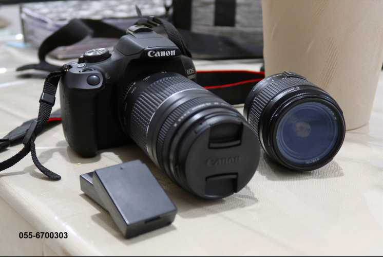 מצלמת קנון 2000D מצב מצויין עם 3 סוללות ו2 עדשות