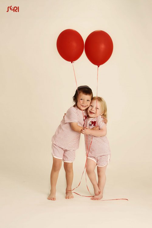 0I7A6810 לוגו.jpg