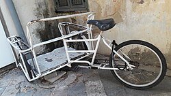 250px-Old_cargo_bike.jpg