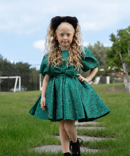 שמלה ירוקה.png