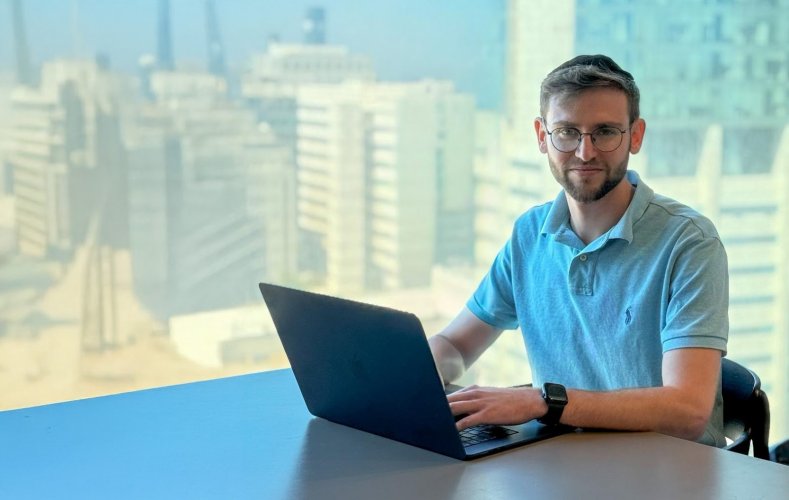 מבונה אתרים לבמאי טכנולוגי