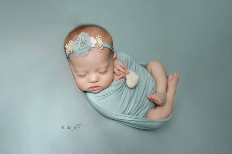 ניובורן יהודית באיכות לצפיה 0548483863 (1).jpg