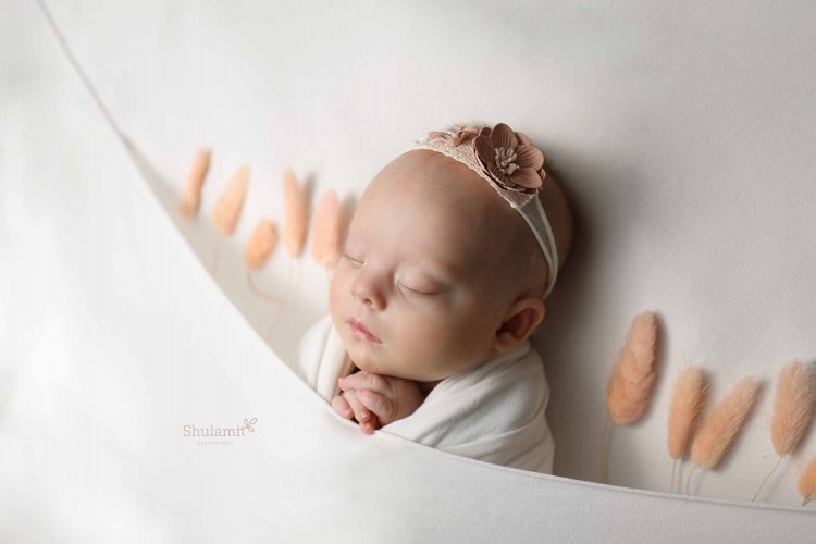 ניובורן יהודית באיכות לצפיה 0548483863 (7).jpg