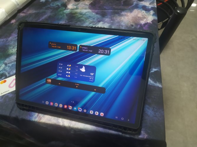 טאבלט סאמסונג + נטפרי. פרטים במודעה