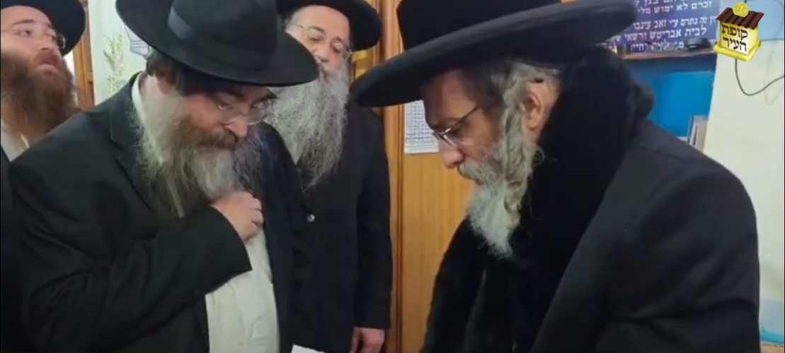 צפו - בית הכנסת שקרס: הרב בידרמן בתפילה מצמררת ממקום הנס