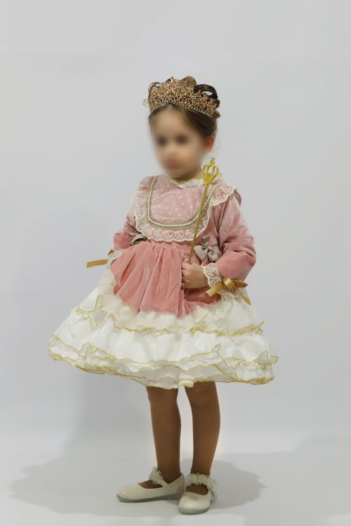 אסתר המלכה.jpg