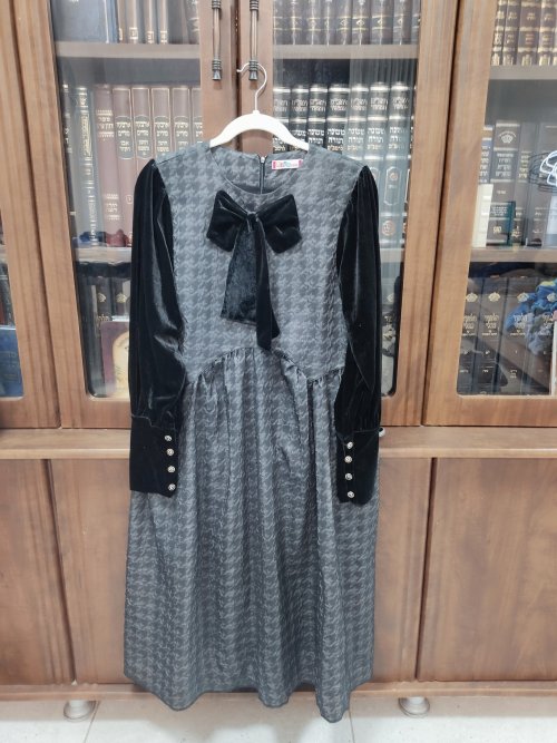 שמלה מהממת מידה 20