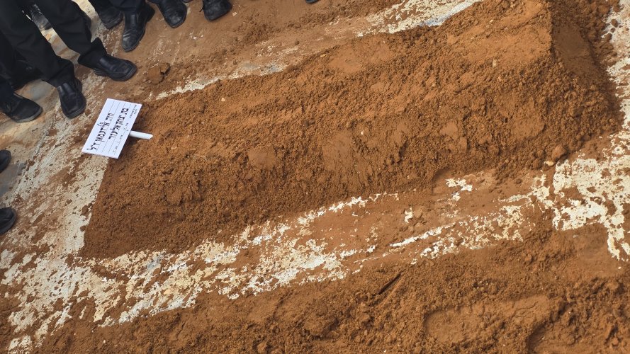 מצמרר: תמונות מהלוויה של בת ראש הישיבה שהלכה לעולמה בת 40 בלבד