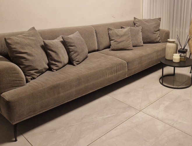 ספה מעוצבת ויוקרתית במצב חדש!!!