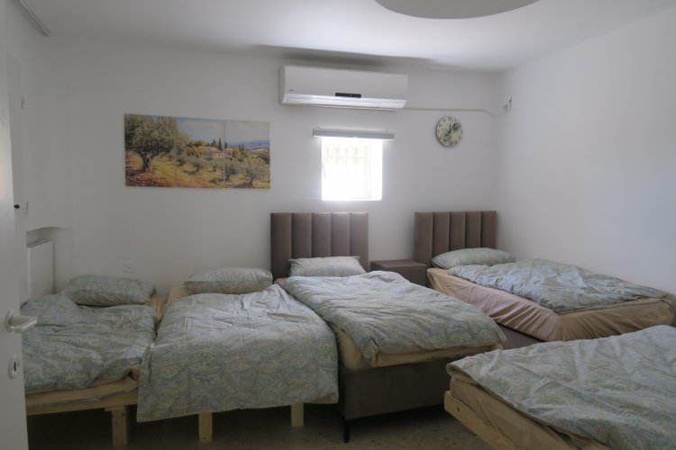 חדר גדול למעלה.JPG