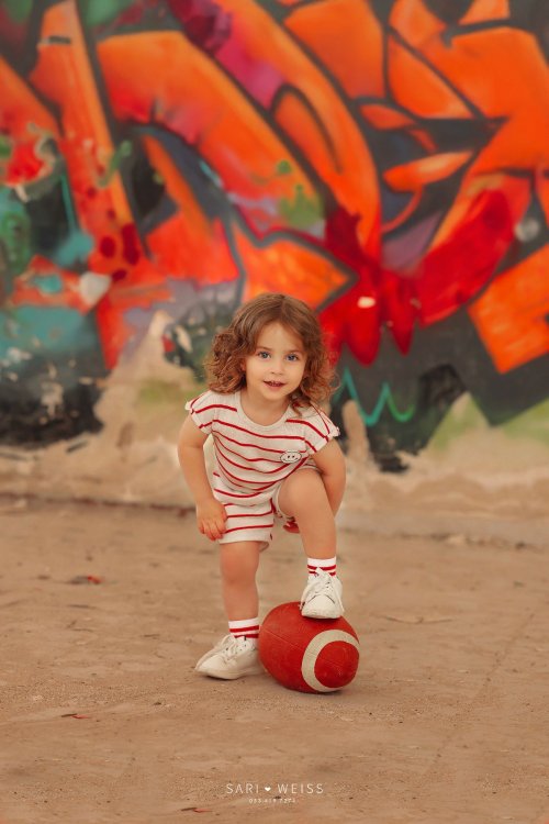 מפעל הפורמטים237A8140 copy 2 מוק.jpg