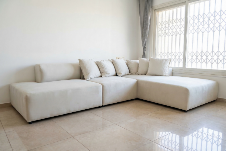 ספה חדשה למכירה