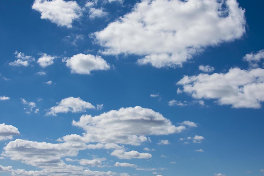 blue-sky-with-clouds-background-free-photo.jpg