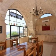 חצר מונטיפיורי