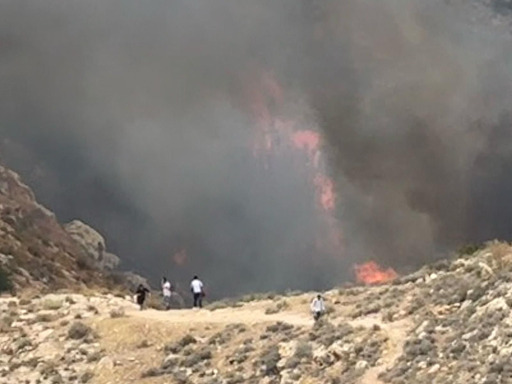 שריפה בנחל פרת שבבנימין, חילוץ מטיילים מהמקום